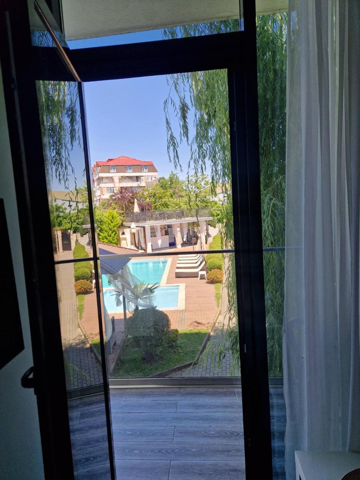 New House Kobuleti Otel Dış mekan fotoğraf