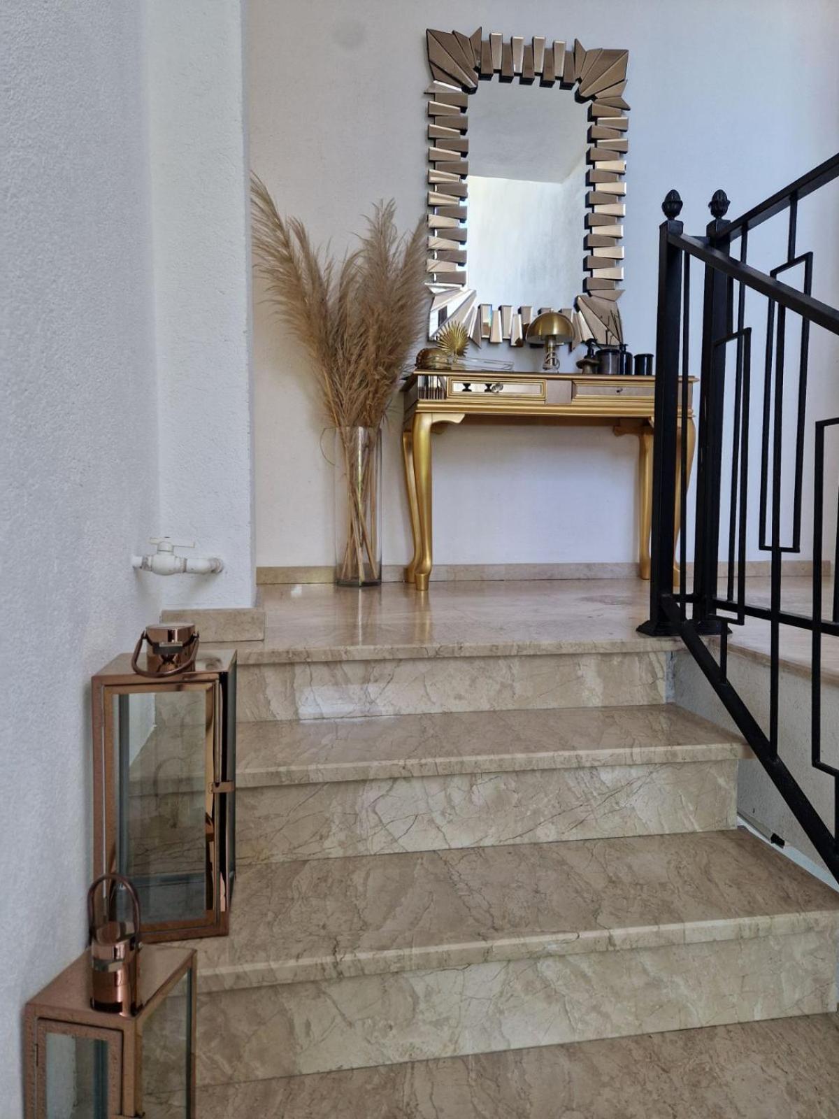 New House Kobuleti Otel Dış mekan fotoğraf