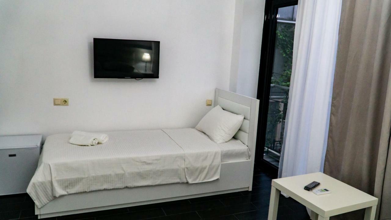 New House Kobuleti Otel Dış mekan fotoğraf