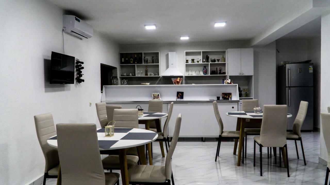 New House Kobuleti Otel Dış mekan fotoğraf